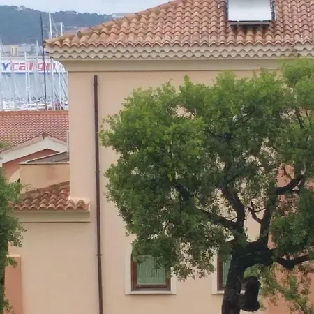 Strategico Ungaretti Apartment *